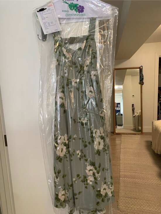 Reformation Dresses & Skirts - Reformation Lela Dress Size 6